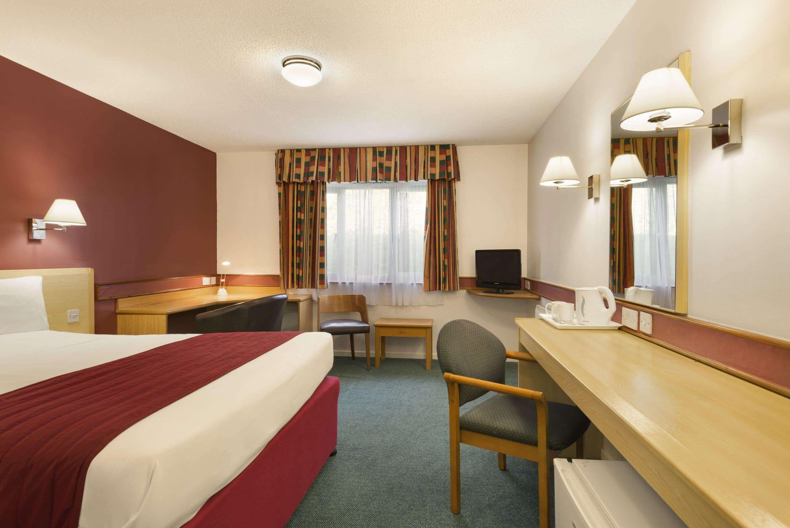 Days Inn Bradford M62 Dış mekan fotoğraf